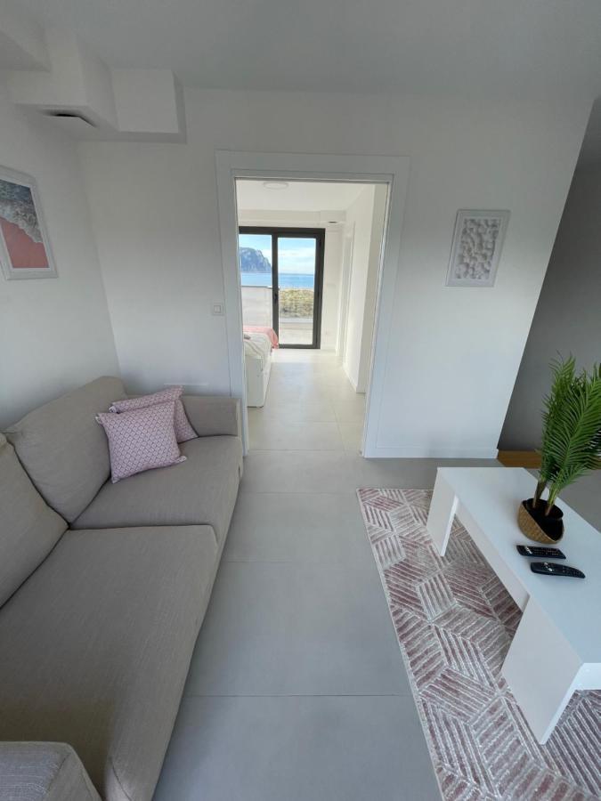 Lujosa Casa En Primera Linea Playa Increibles Vistas Mar Ларедо Екстер'єр фото